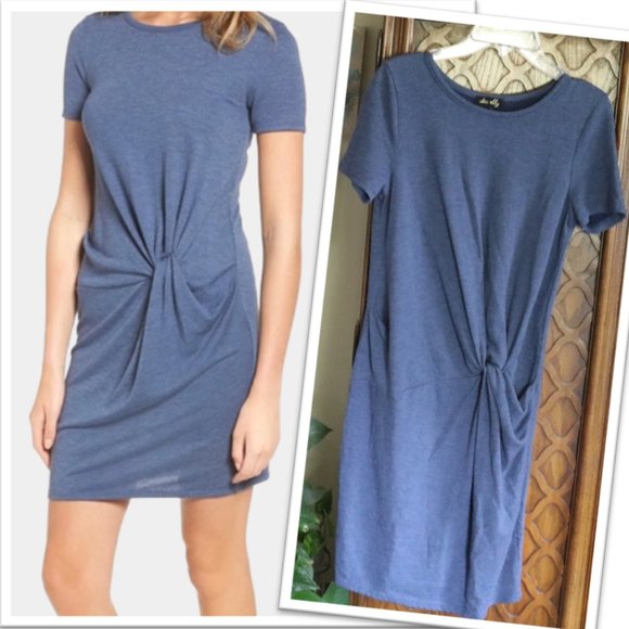 Dee Elly Dresses & Skirts - Dee Elly Navy Twisted Knot Front Tshirt  Dress - XS